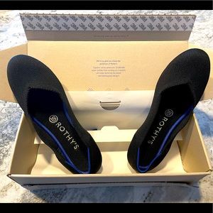 Rothy’s black flats 7.5